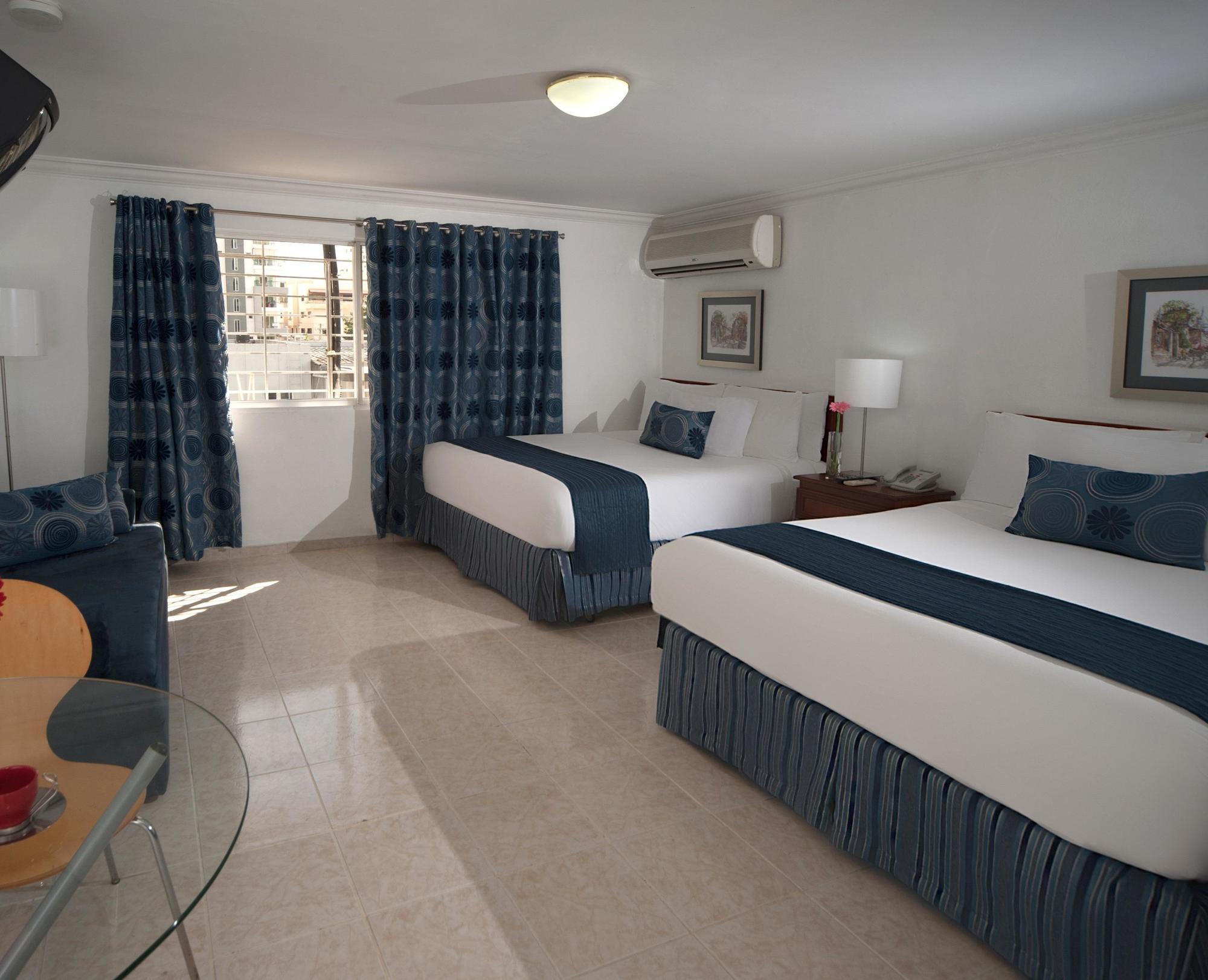 Hotel Aladino Санто Доминго Екстериор снимка