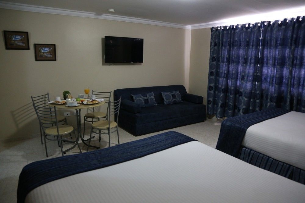 Hotel Aladino Санто Доминго Екстериор снимка